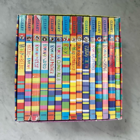 Beverly Cleary: 15-Book Box Set - Picture 6 of 8